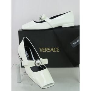 NIB VERSACE WHITE PATENT LEATHER COIN MEDUSA HEAD LOGO BOW FLATS 39 9 ITALY